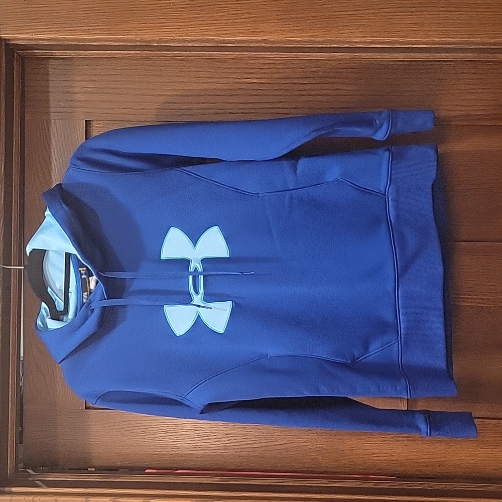 Womens Under Armour hoodie